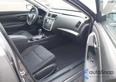 2016 Nissan Altima 2.5/2.5 S/2.5 Sl/2.5 Sr/2.5 Sv from USA, damaged, VIN 1N4AL3AP0GC174707